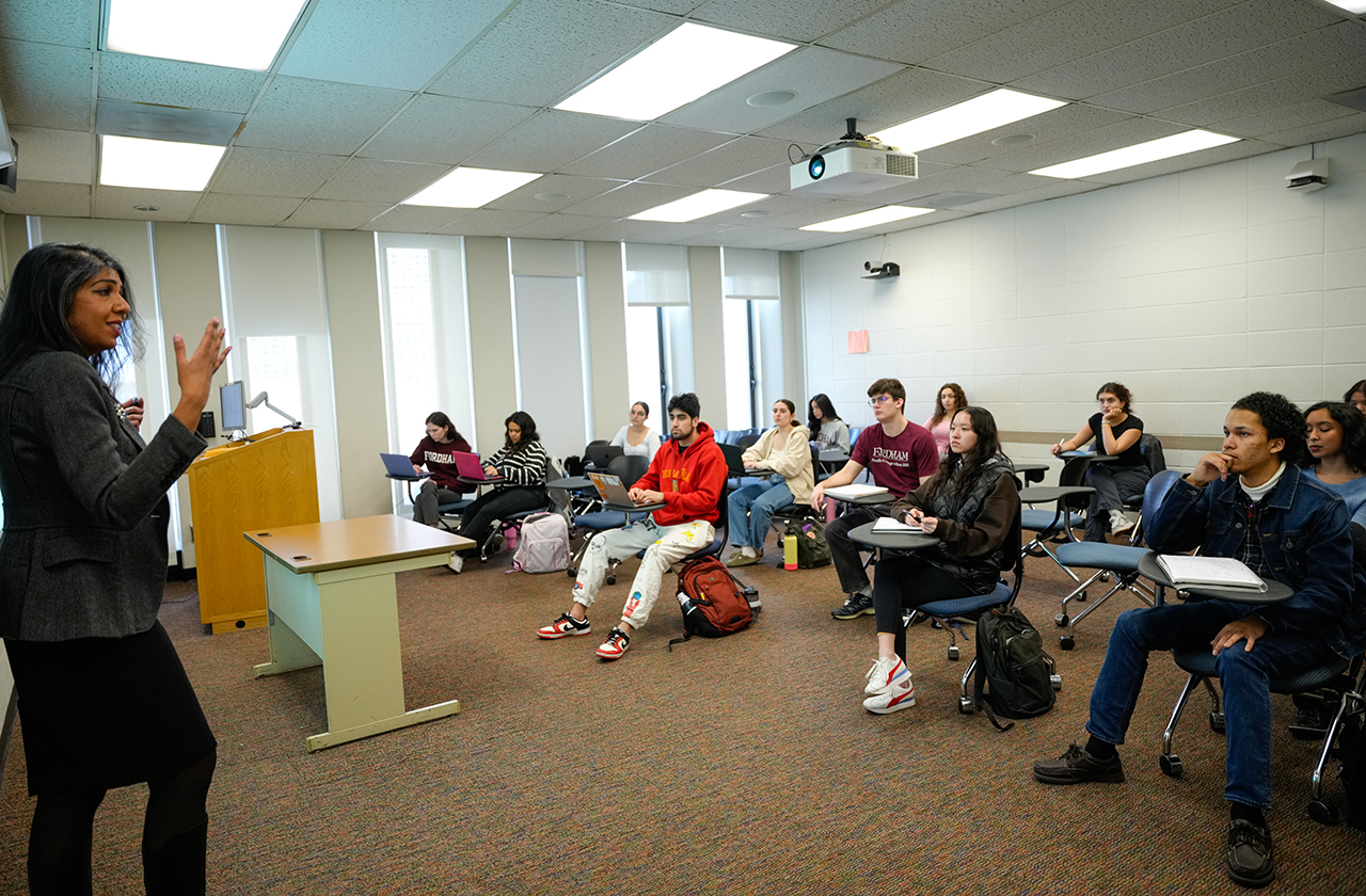 Anjali Dayal teaches a class on international relations