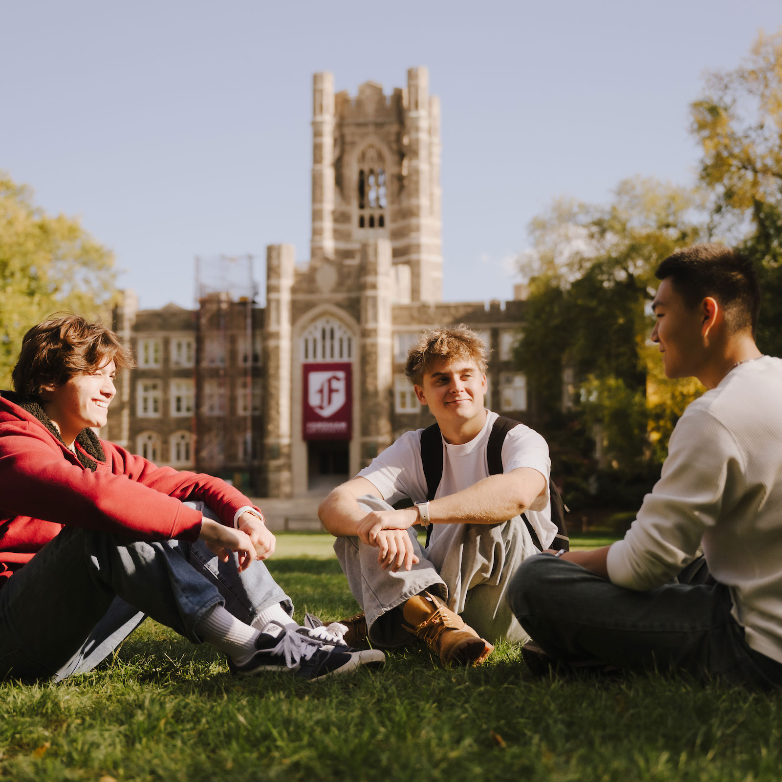 Students catch up on Eddie's on a warm fall day