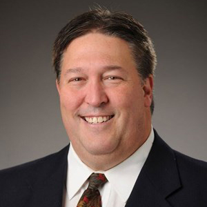 Eric Sanders' professional headshot