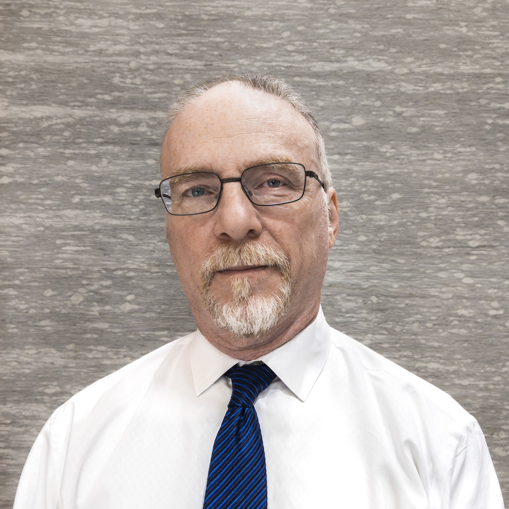 Gene Fein's professional headshot