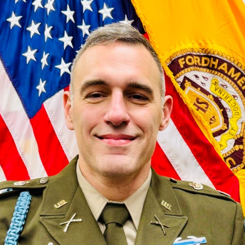 LTC Robert Parsons' professional headshot