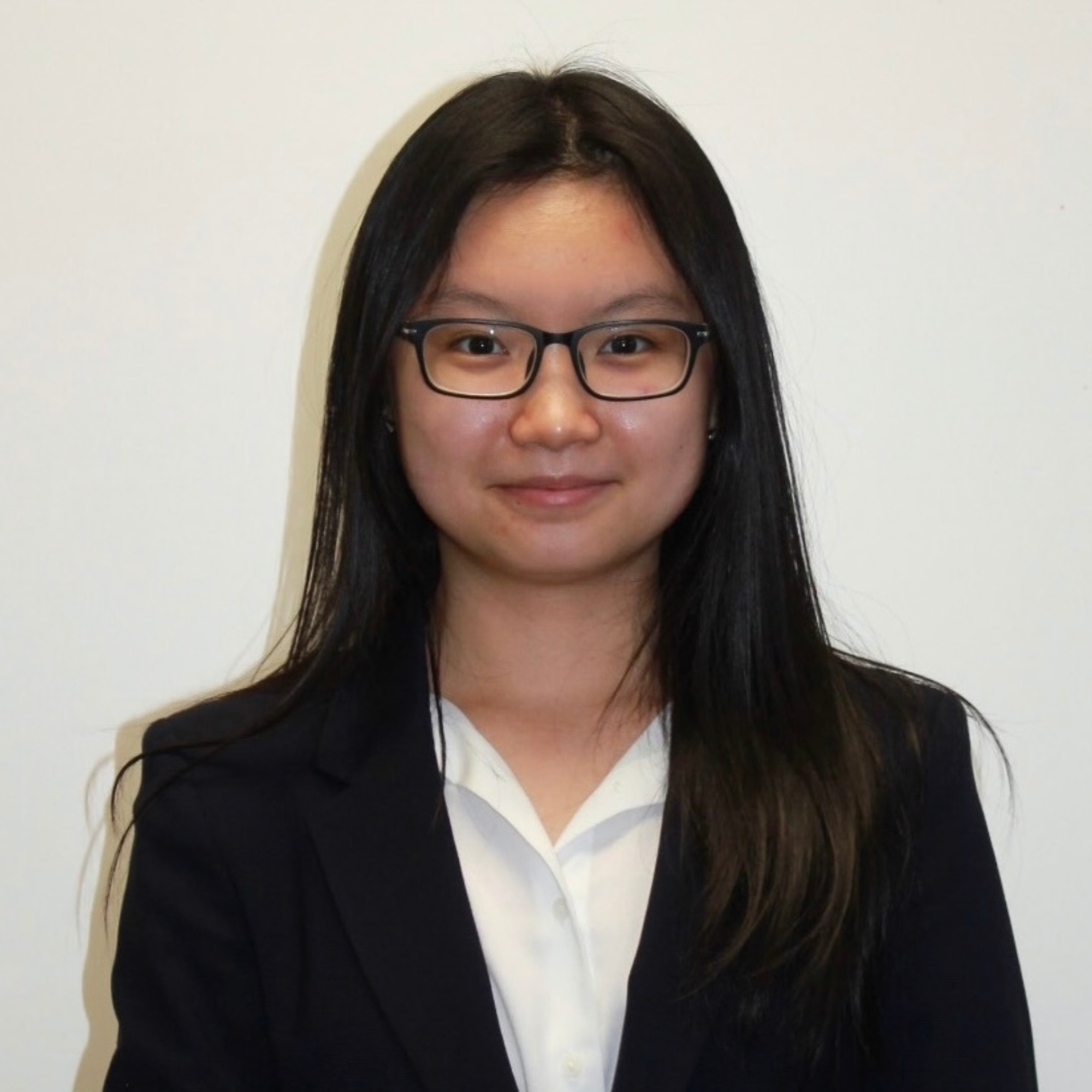 Headshot of Sabina Zheng