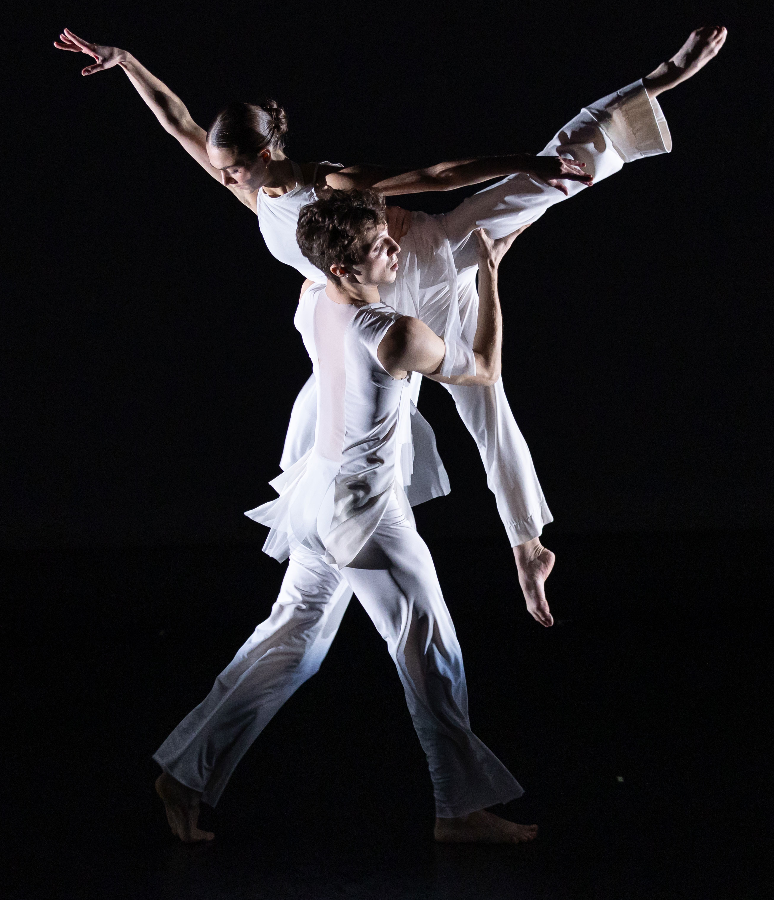 Students from the Ailey/Fordham BFA Program in Snow Playground by Katarzyna Skarpetowska. Photo by DanicaPaulos