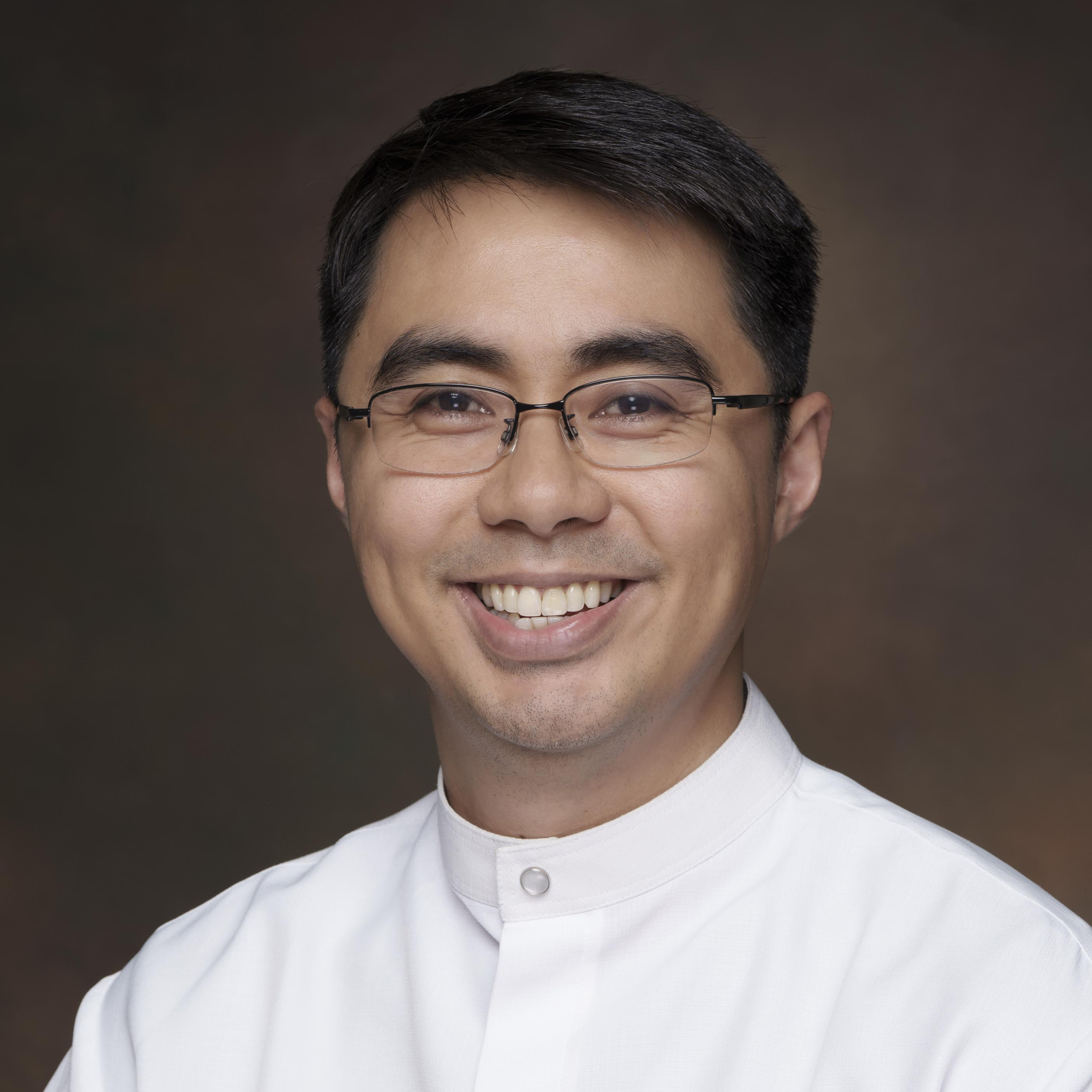 Paraan, Robbie, S.J.