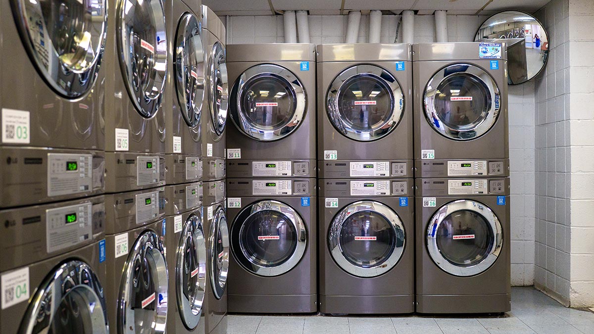 Alumni Court South Laundry Room