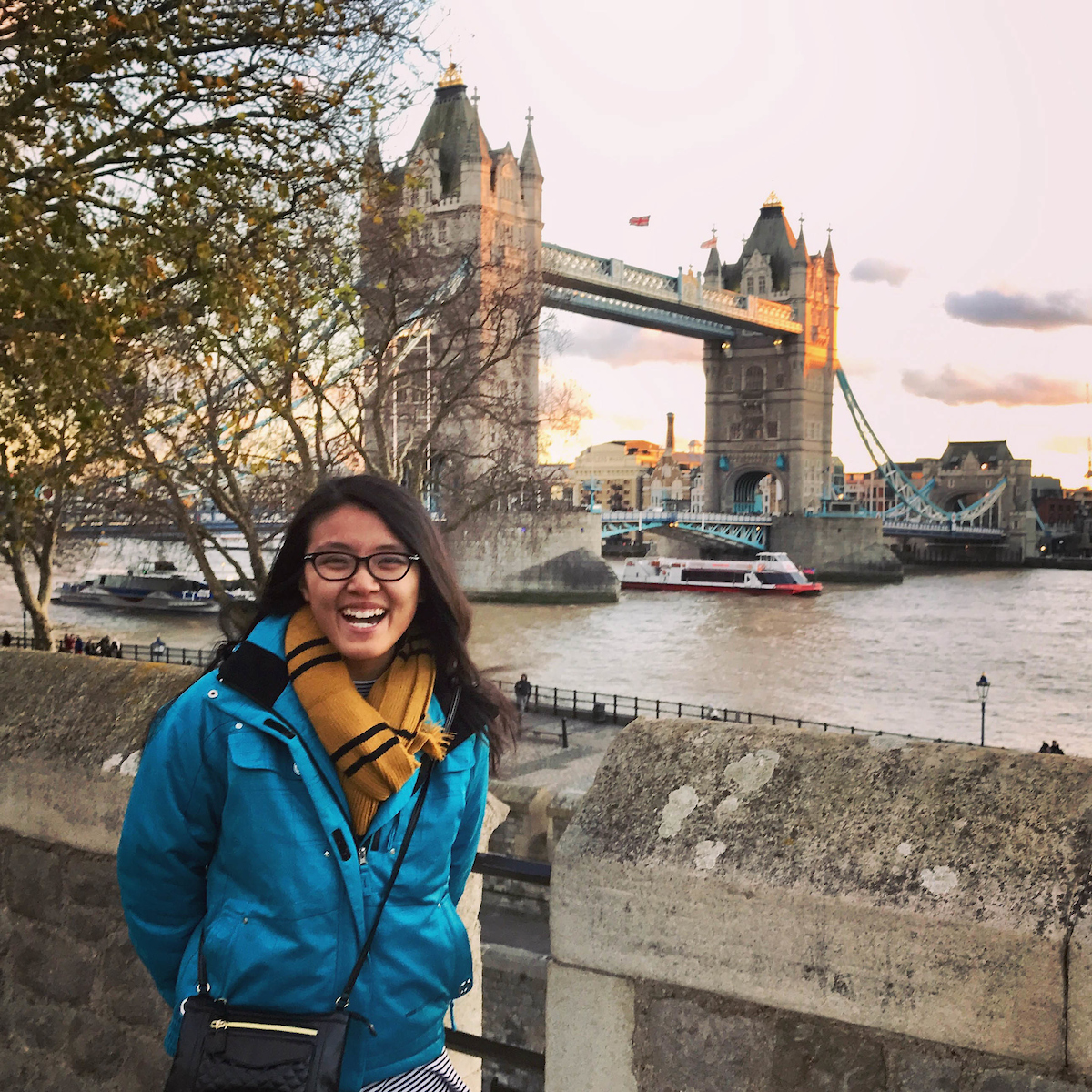 Fordham Student with London Bridge in the background