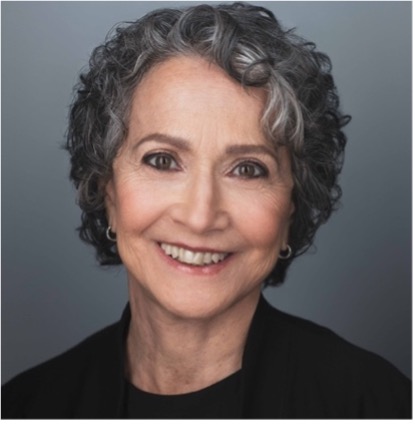 Martha Bragin headshot