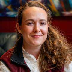 Olivia Meyer-Jennette Headshot