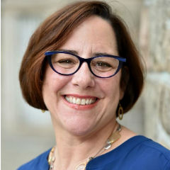 Professor Lisa Cataldo