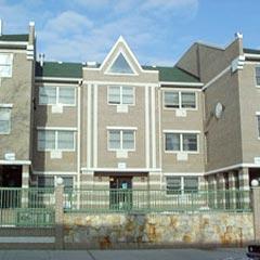 Arthur House, Off Campus Housing